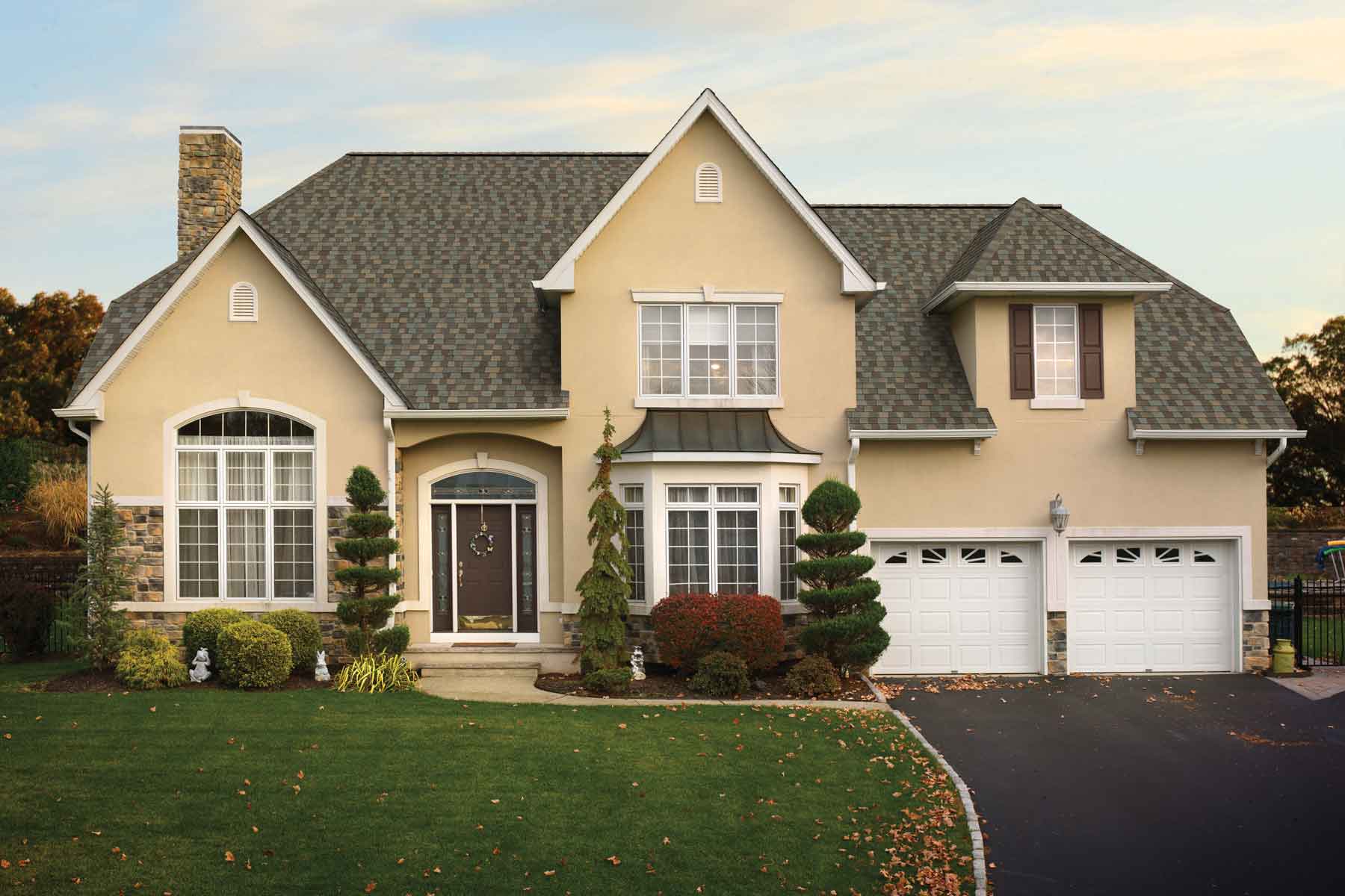Timberline HDZ Harvest Blend Cedar Falls House | KTM Roofing