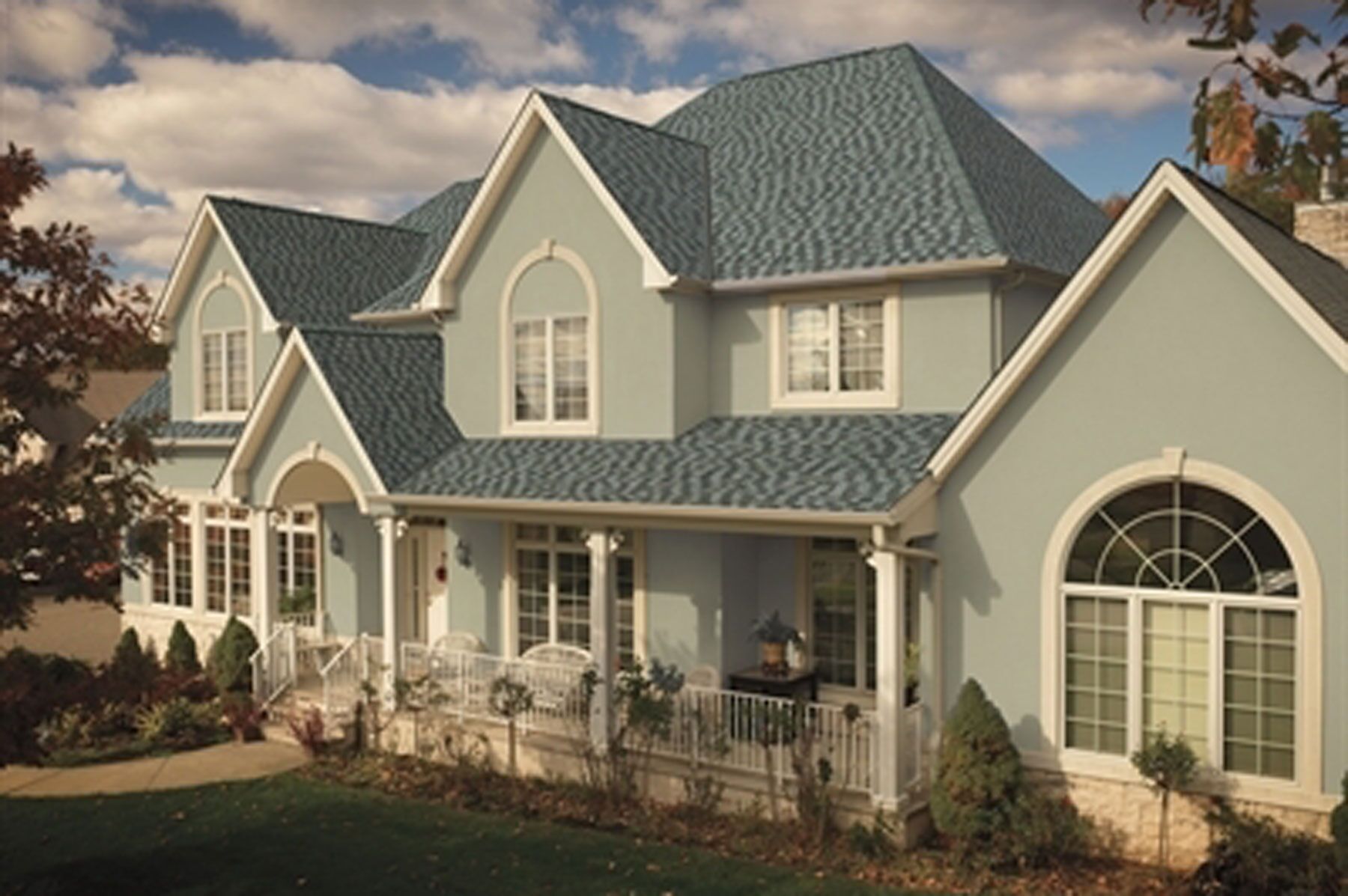 Timberline HDZ Harvest Blend Nantucket Morning House | KTM Roofing